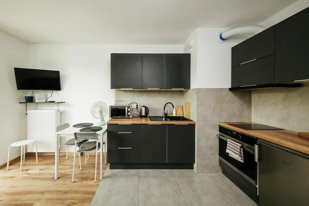 Wygodny Apartament Niedaleko Centrum, Free Parking, Air Condition Krakow Polonya