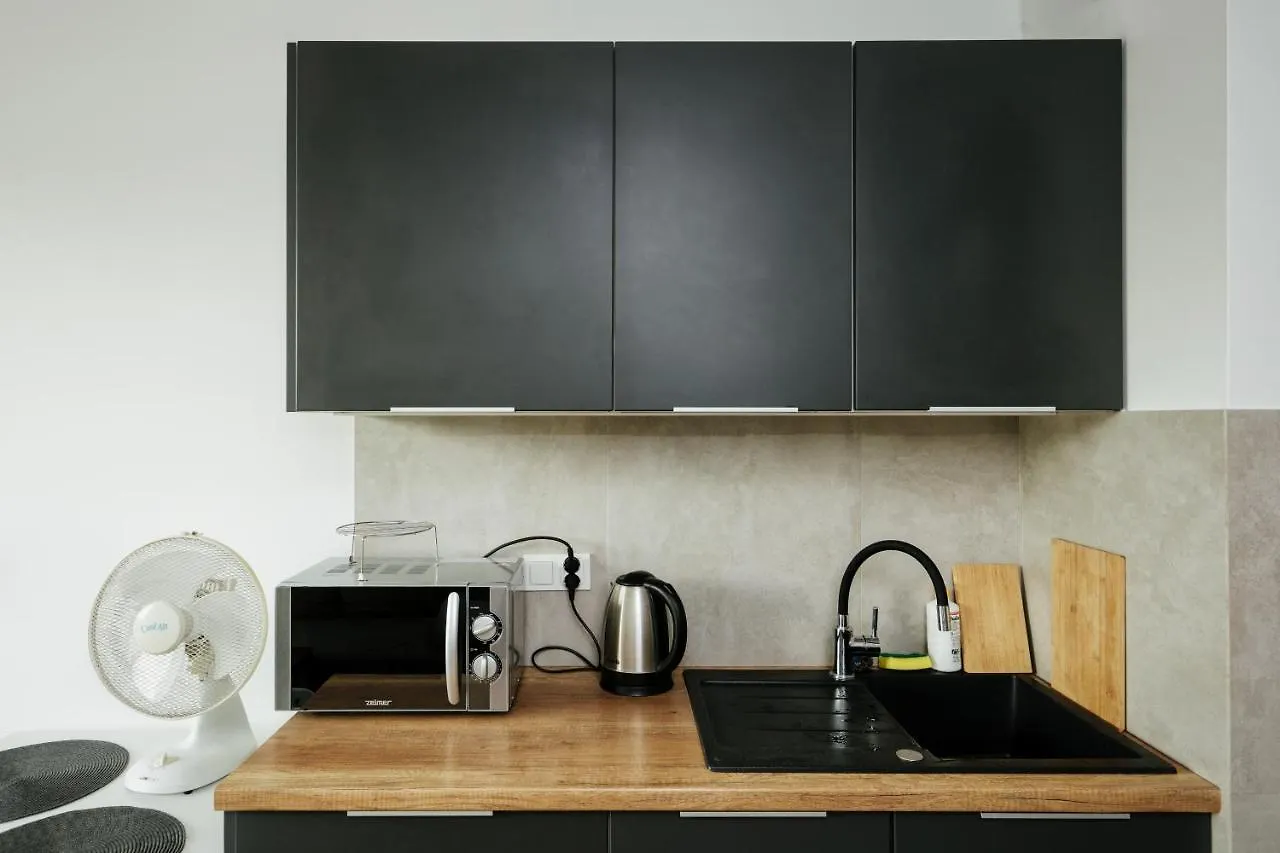 Daire Wygodny Apartament Niedaleko Centrum, Free Parking, Air Condition Krakow Polonya