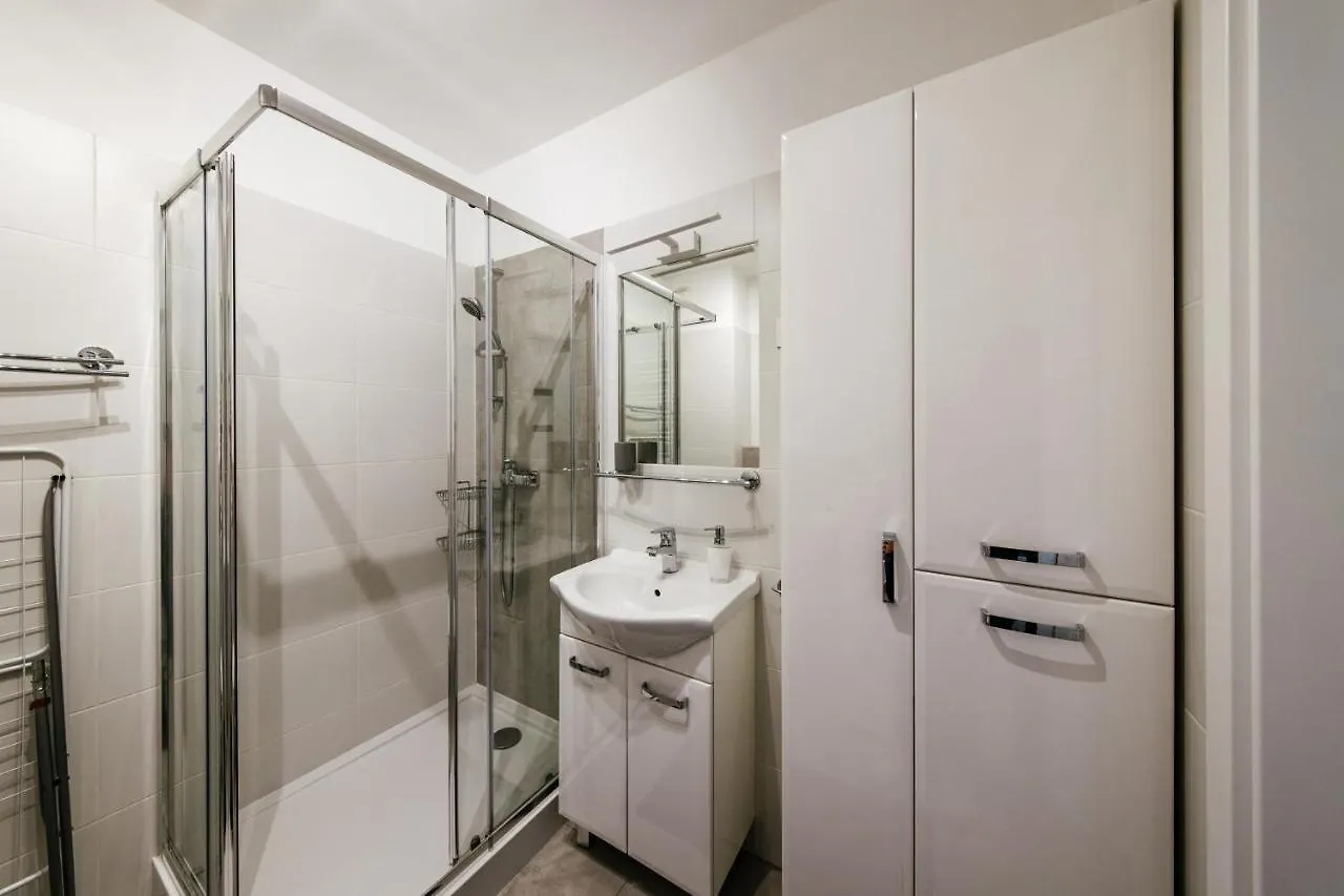 Wygodny Apartament Niedaleko Centrum, Free Parking, Air Condition Krakow 0*,